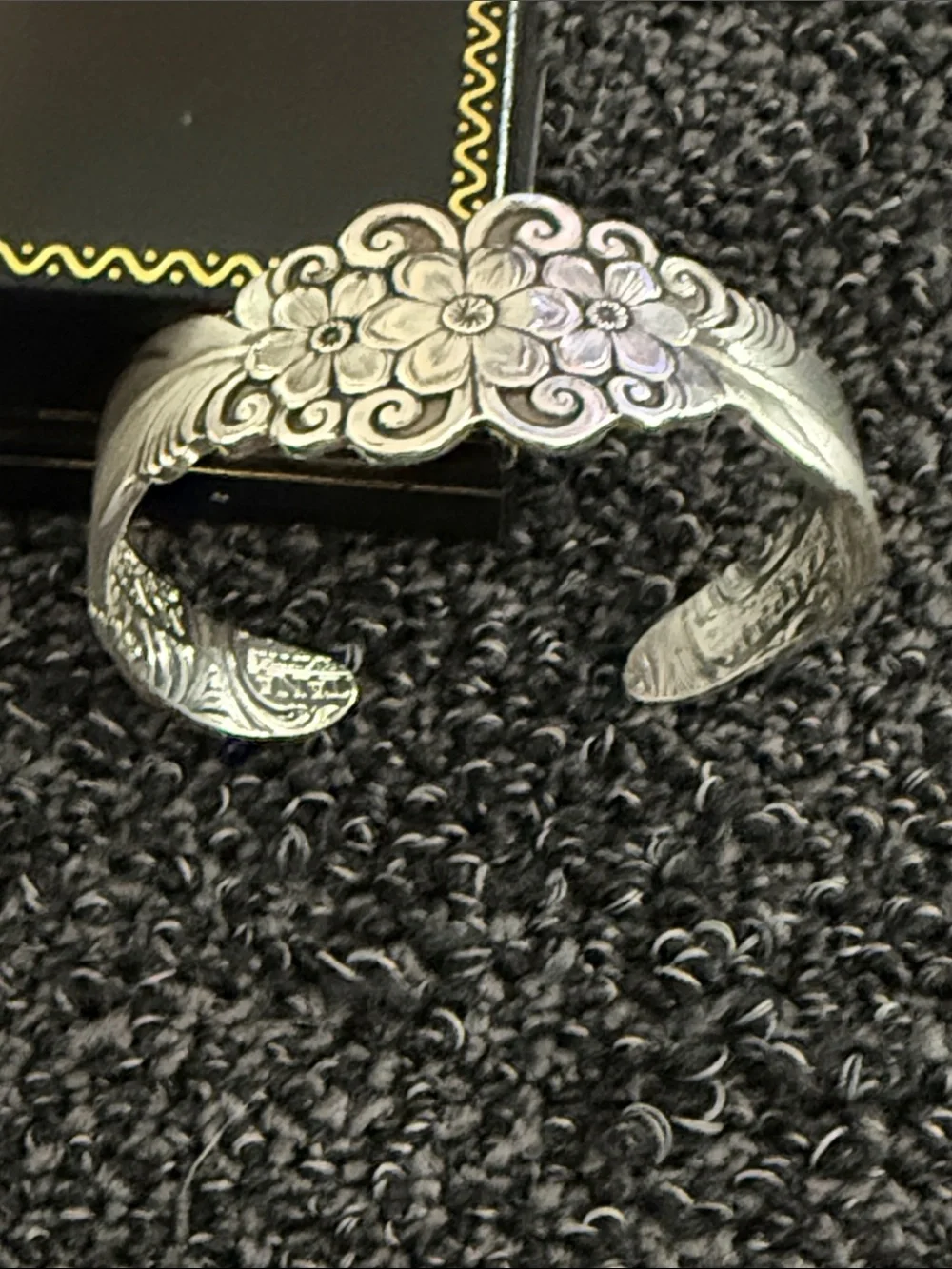 Montana Silversmiths Silver Floral Scroll Cuff Bracelet